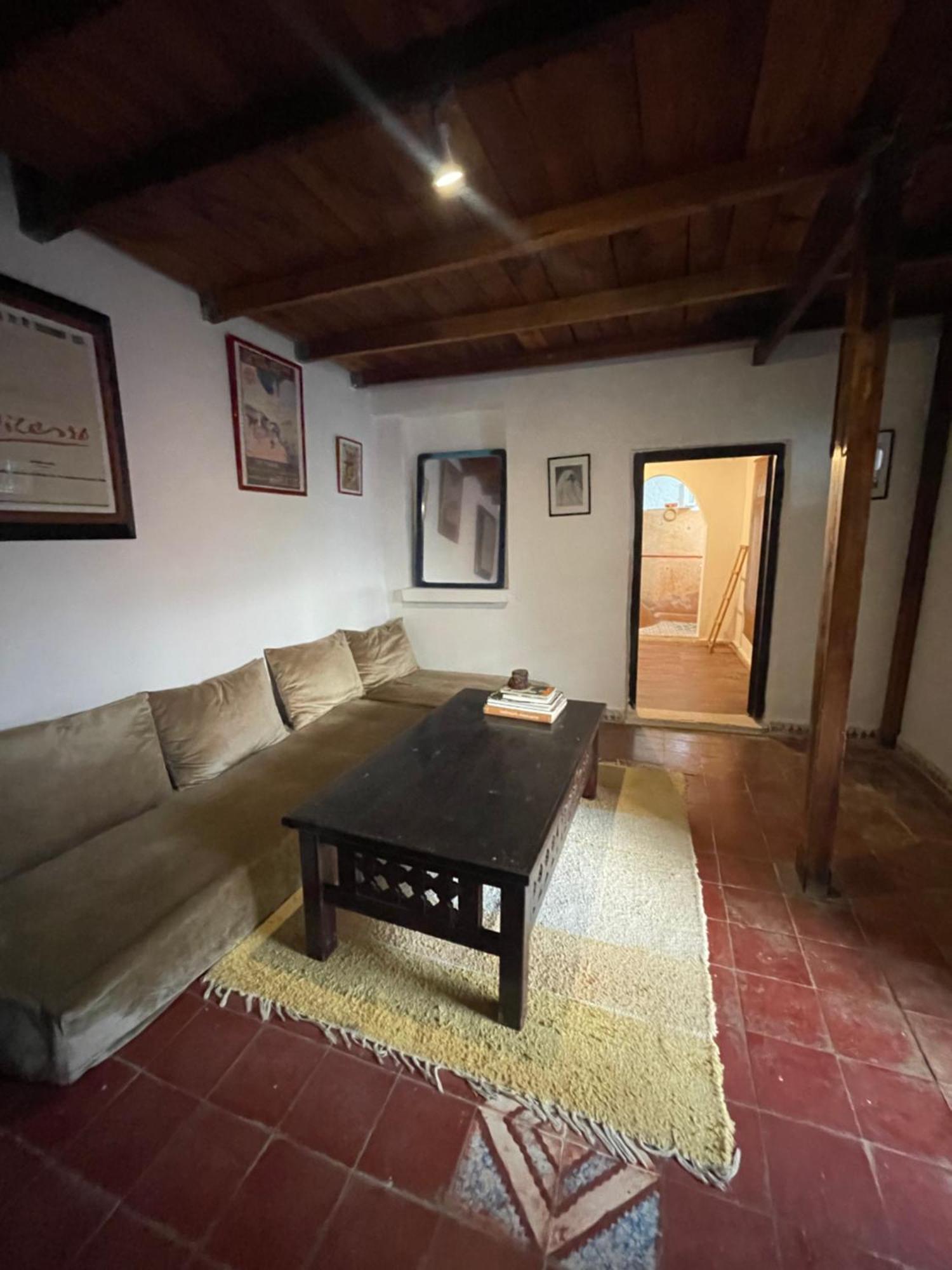 Dar El Pirata Hostel 아실라 외부 사진
